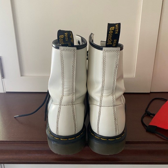 DR MARTENS boots - Picture 3 of 5